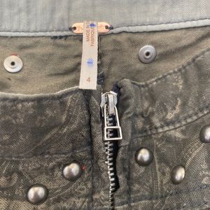 Free people studded parachute pants size 4 rare!